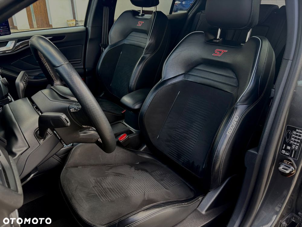 Ford Focus 2.3 EcoBoost ST-3 - 10