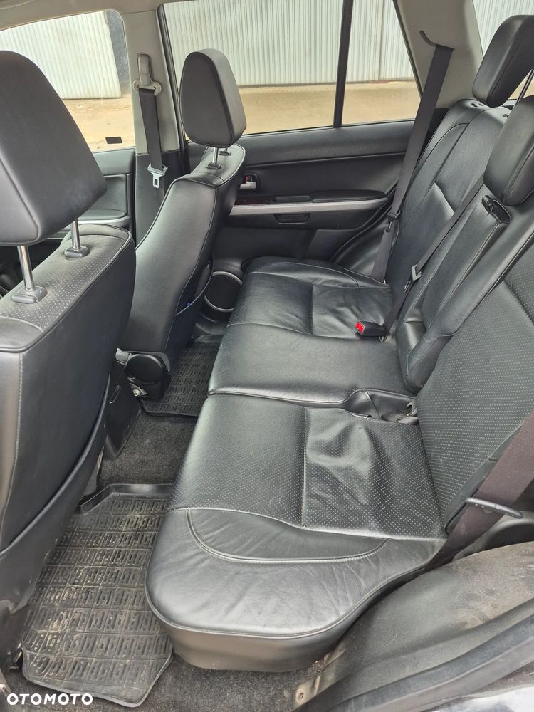 Suzuki Grand Vitara 2.0 - 3