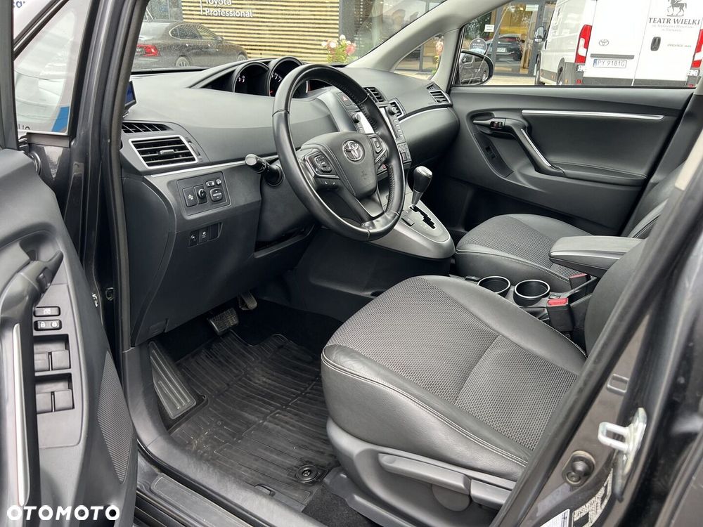 Toyota Verso 1.8 Prestige MS EU6 - 21