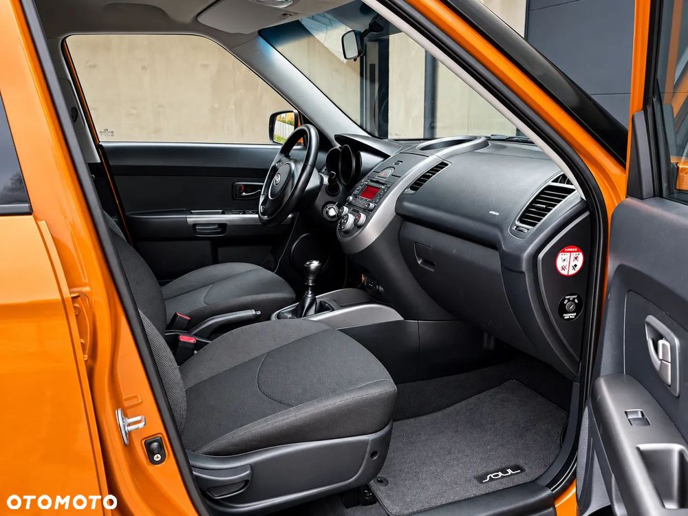 Kia Soul 1.6 CVVT - 24