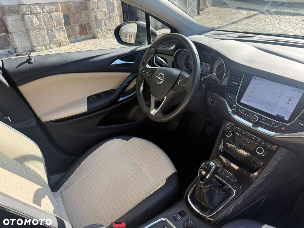 Opel Astra 1.4 Turbo Innovation - 29