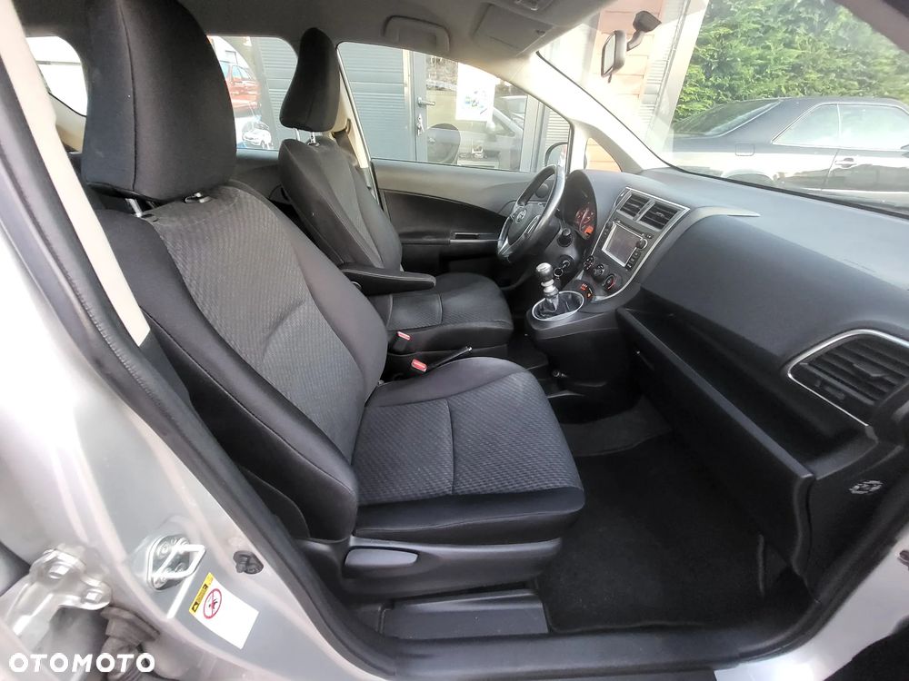 Toyota Verso S 1.33 Premium - 14