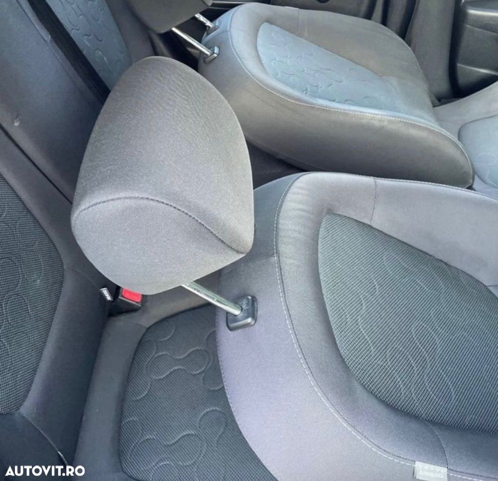 Hyundai i20 1.4 CRDi Style - 34