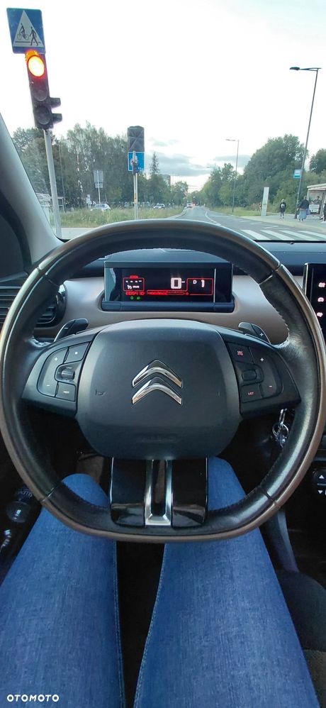 Citroën C4 Cactus 1.2 PureTech MoreLife S&S ETG - 8