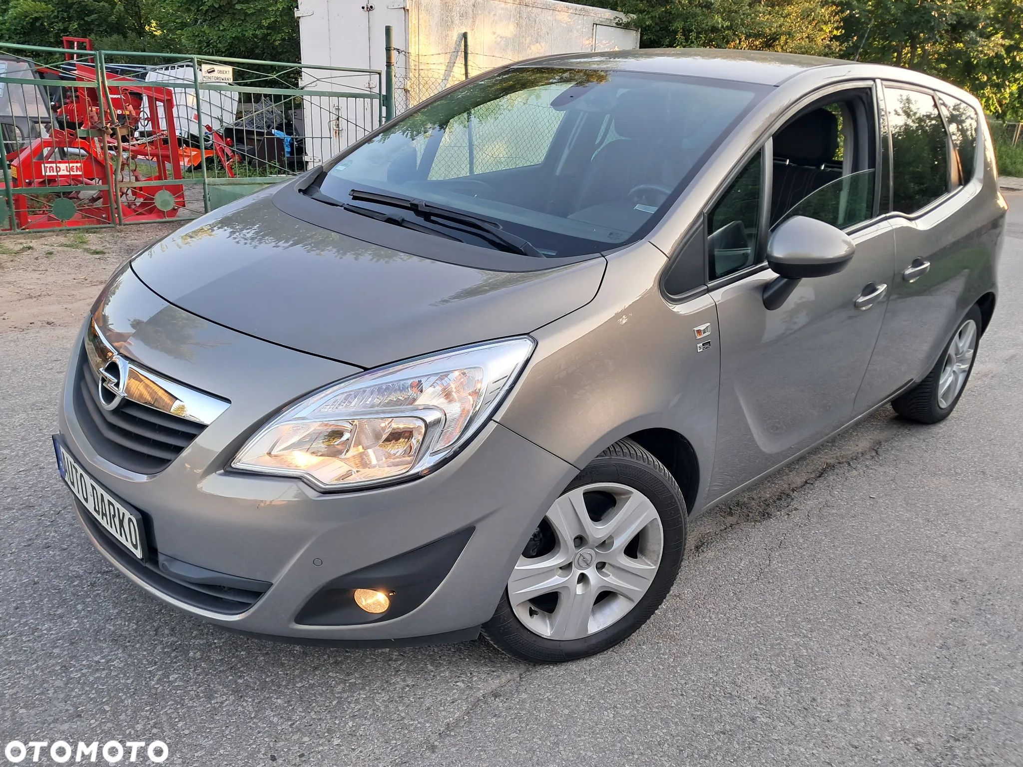 Opel Meriva 1.4 Color Edition - 1