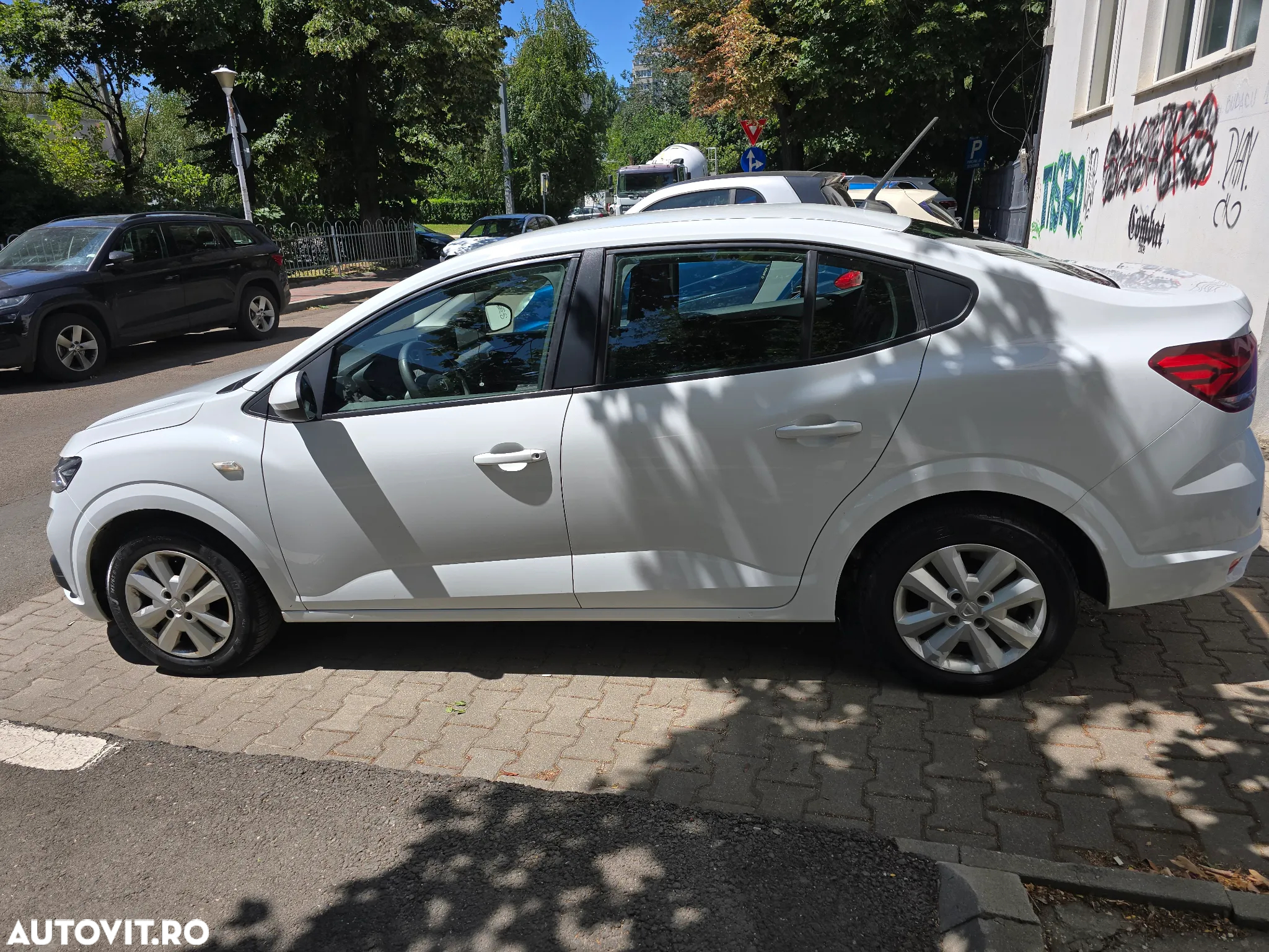 Dacia Logan TCe 90 MT5 Expression - 2