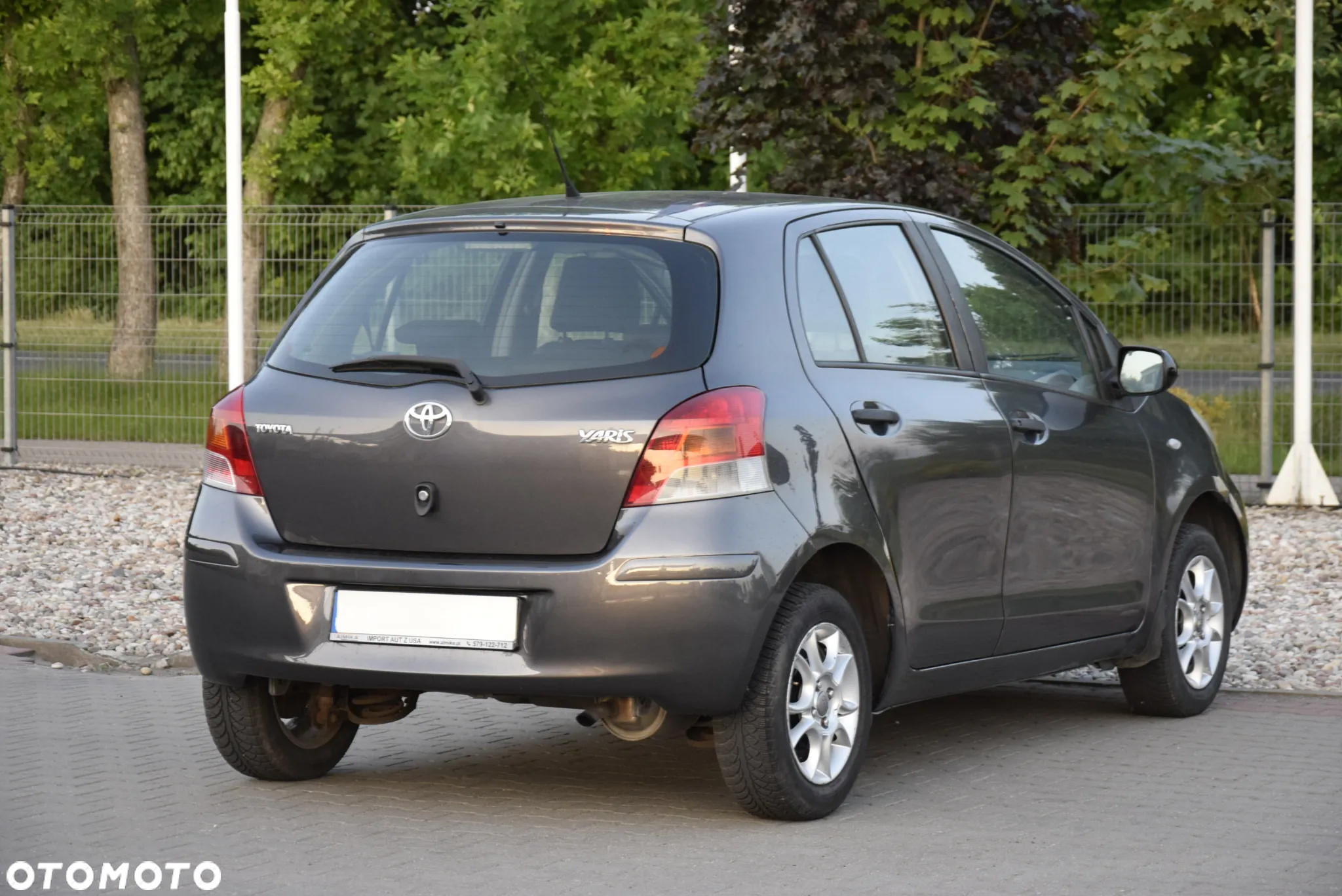 Toyota Yaris 1.0 Luna A/C - 26