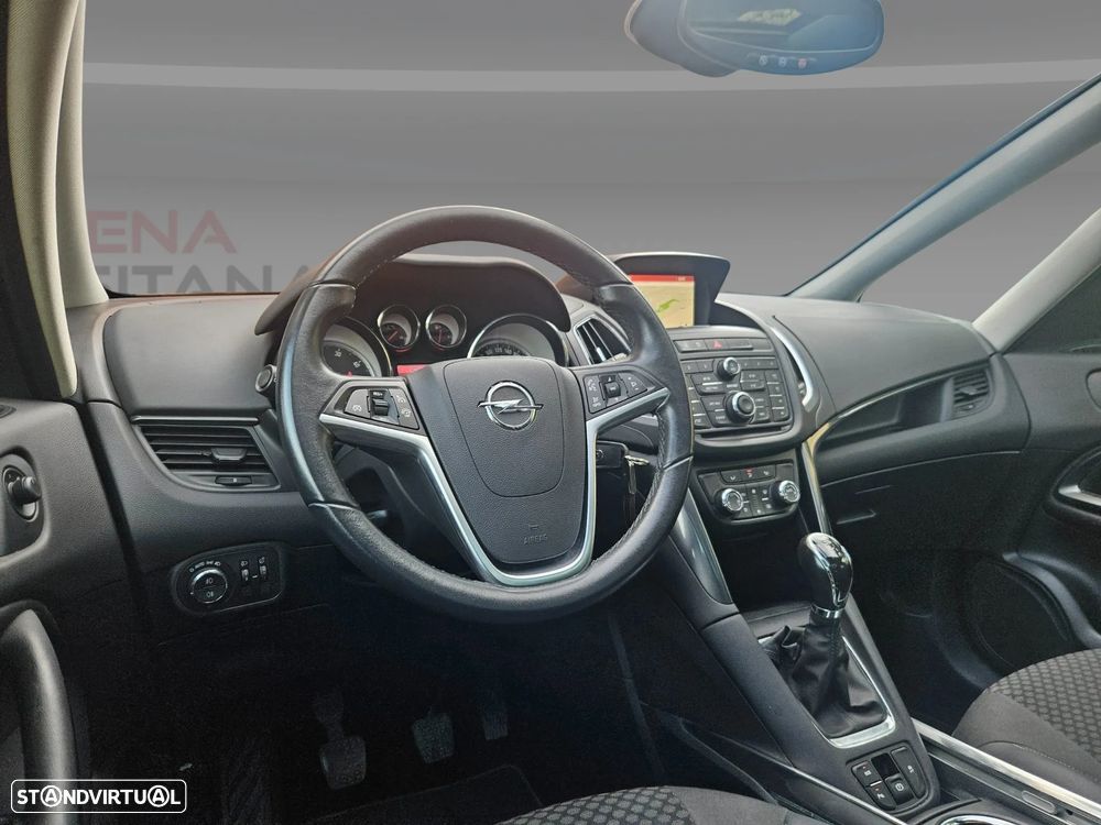 Opel Zafira 1.6 CDTi Cosmo - 33