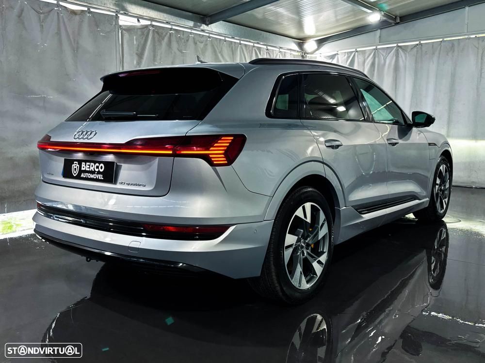 Audi e-tron 50 quattro S line - 5