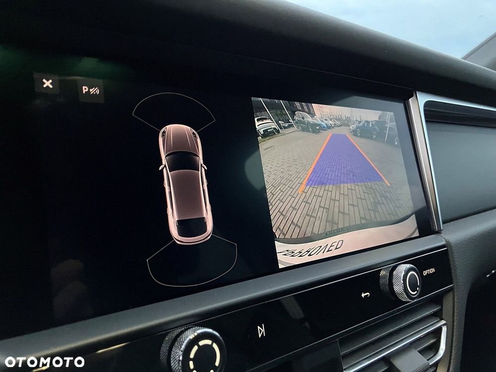 Porsche Macan - 38