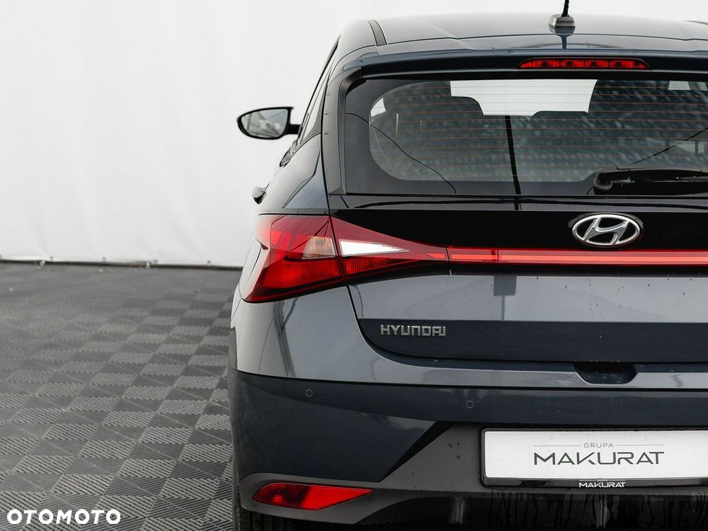 Hyundai i20 1.2 Pure - 12