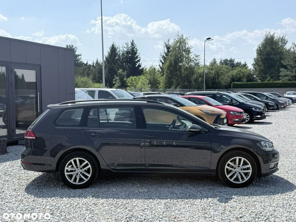 Volkswagen Golf 1.6 TDI SCR DSG Comfortline - 10