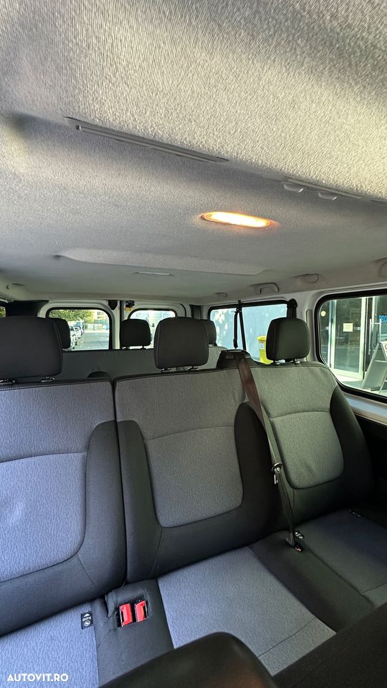 Opel Vivaro - 8