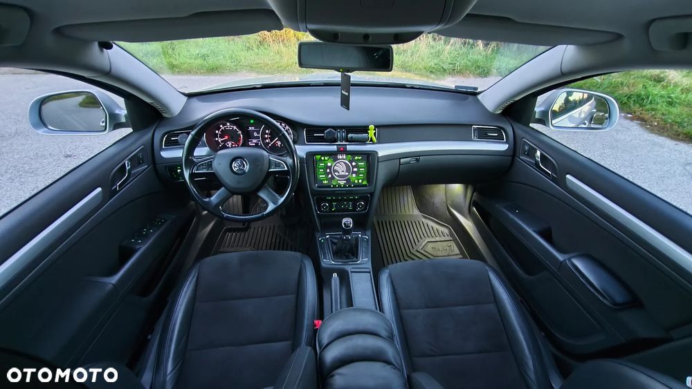 Skoda Superb - 17