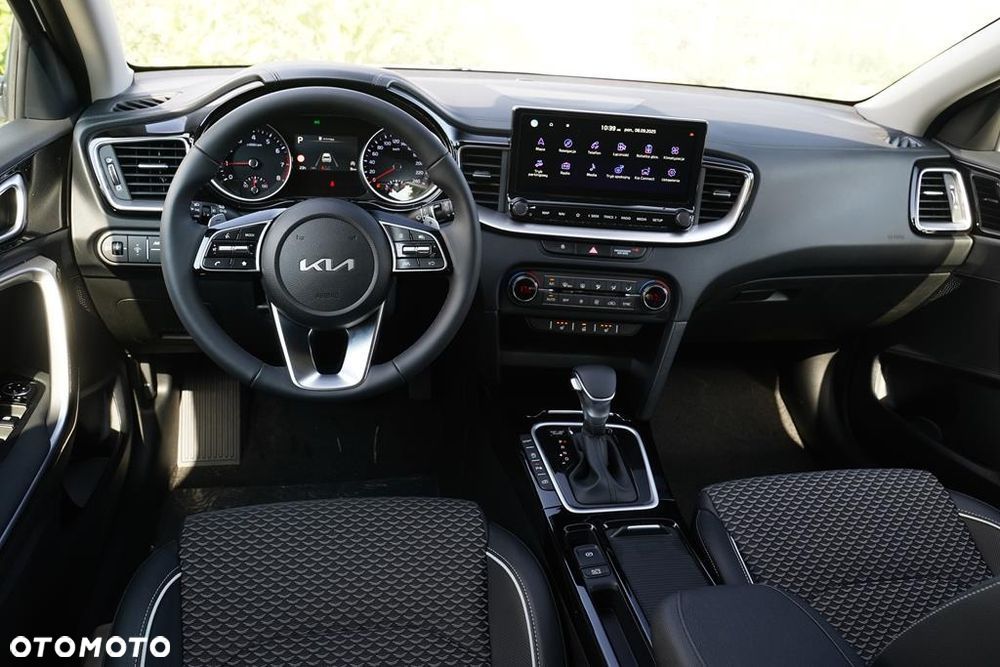 Kia Ceed 1.5 T-GDI Tribute DCT - 27