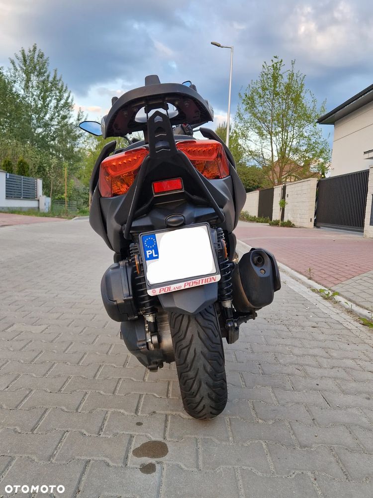 Yamaha X-max - 7