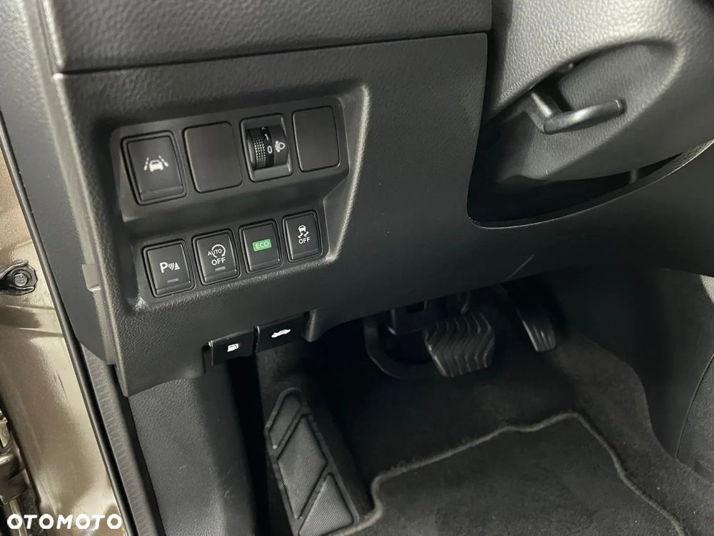 Nissan Qashqai - 17