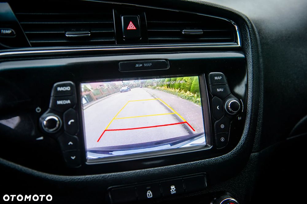Kia Ceed 1.6 GDI Vision - 22