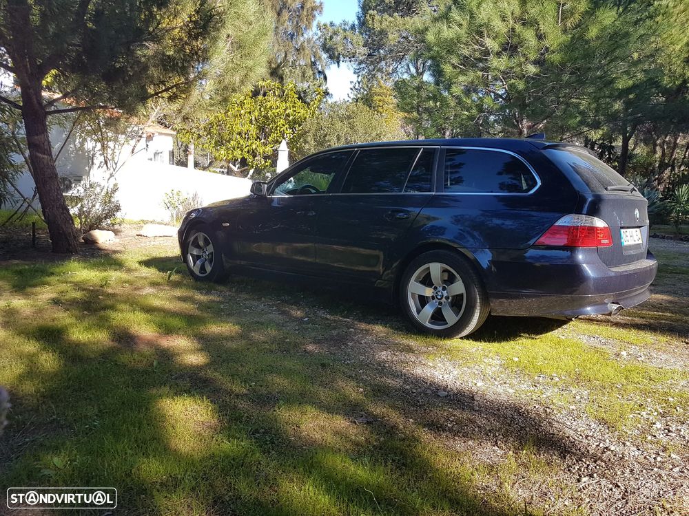 BMW 520 dA Executive - 4