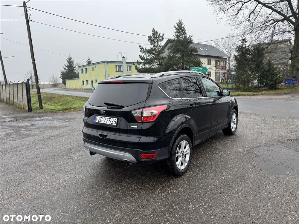 Ford Kuga 1.5 EcoBoost 2x4 Business Edition - 6