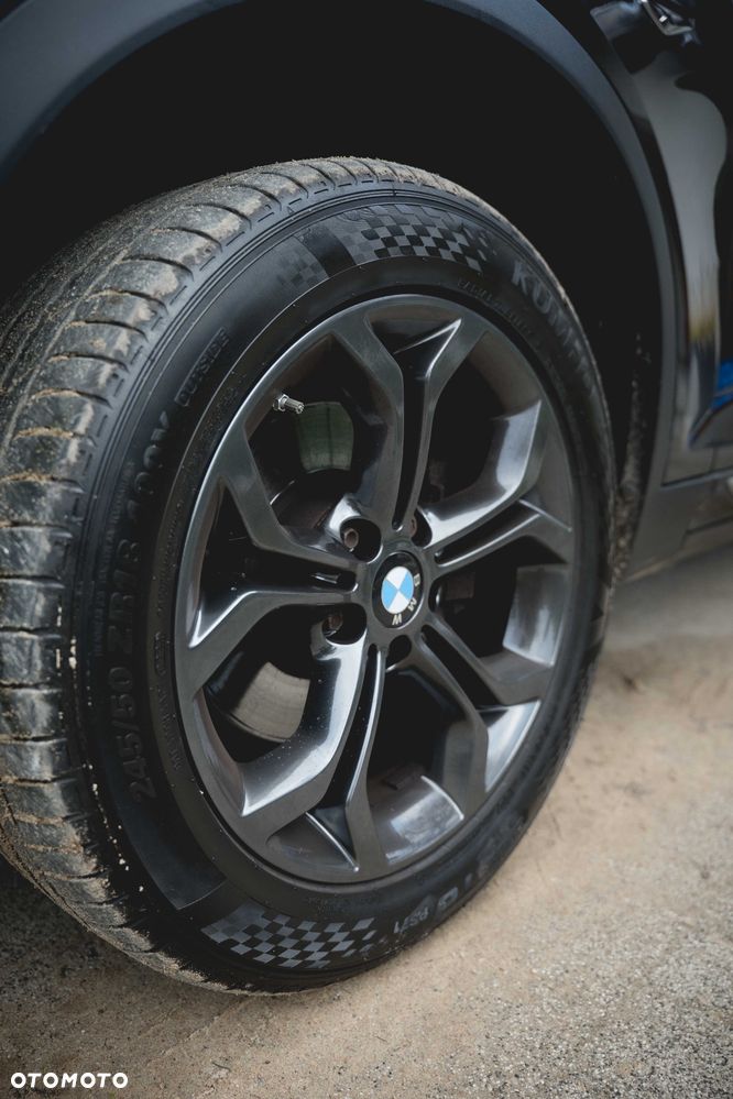 BMW X3 xDrive28i xLine - 4