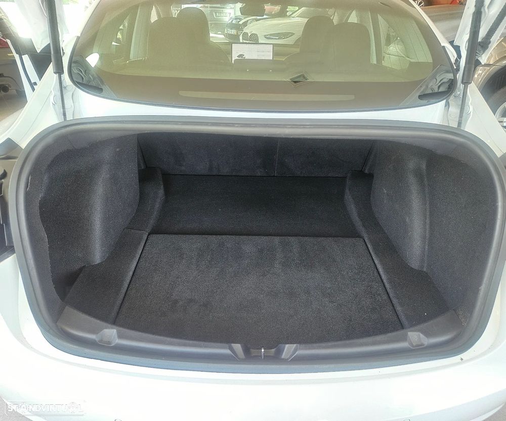 Tesla Model 3 Standard Range Plus RWD - 33