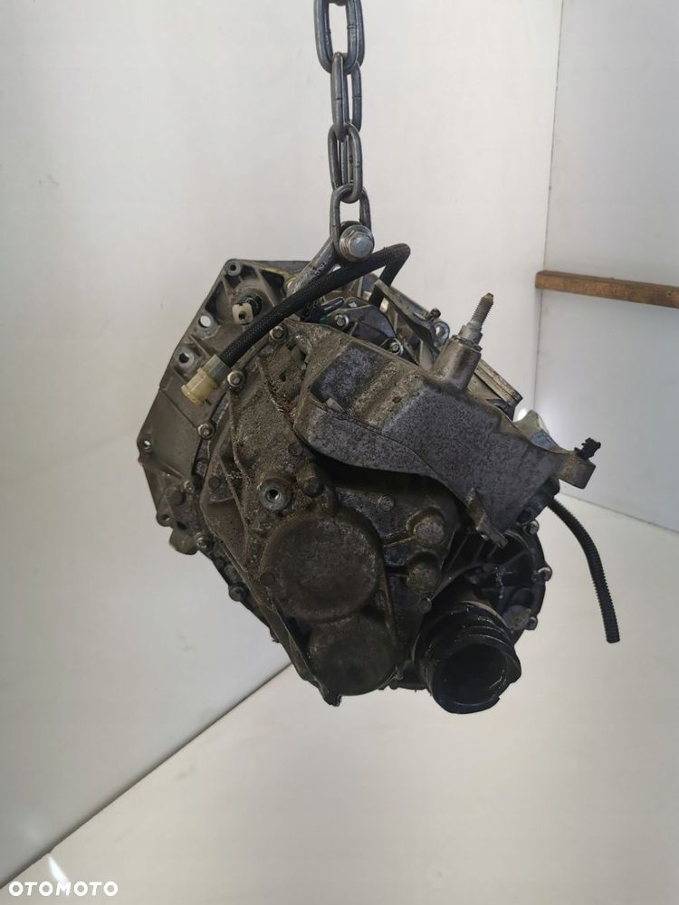SKRZYNIA BIEGÓW DACIA DUSTER 1.5 DCI TL4B043 - 2