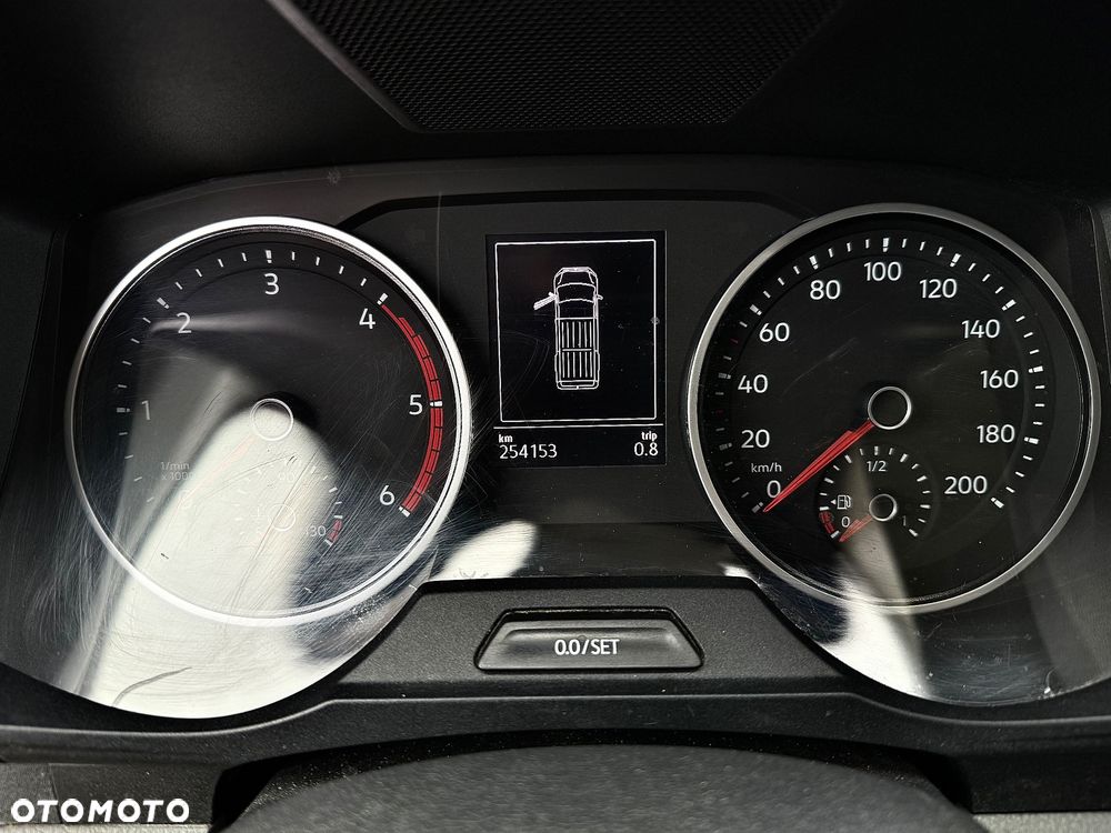 Volkswagen Crafter - 21