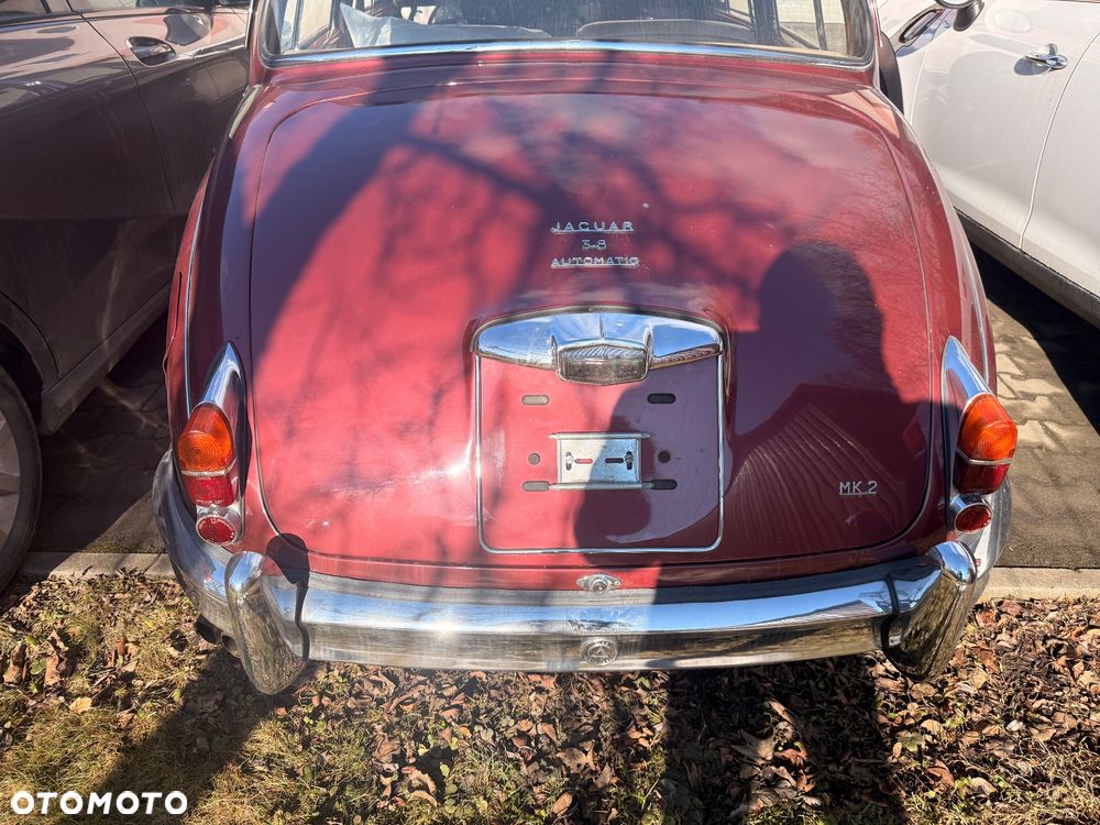 Jaguar MK II - 18
