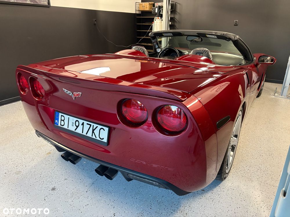 Chevrolet Corvette - 9