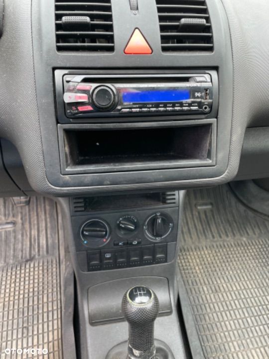 Volkswagen POLO 6N poduszka air bag konsoli kierowcy panel klimatyzacji - 2