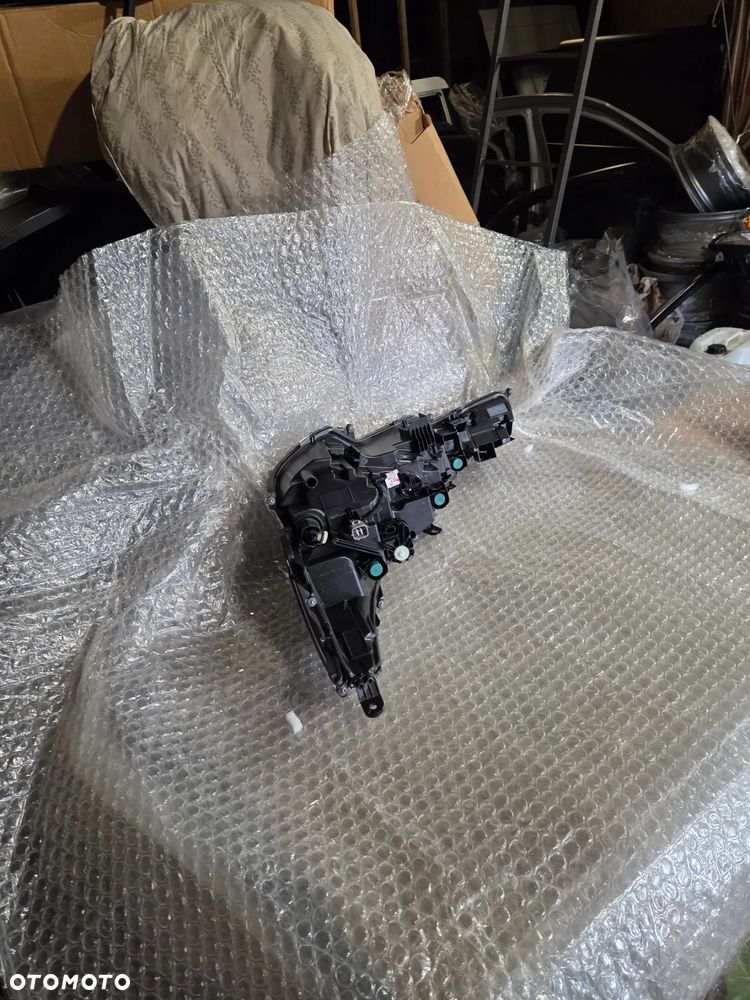 Lampa prawa przód przednia Toyota Corolla XII Suzuki Swace Full Led 81110-02S60 T8111-002S6-000 Reflektor prawy przód przedni Toyota Corolla XII Suzuki Swace Full Led T8111002S6000 8111002S60 - 9