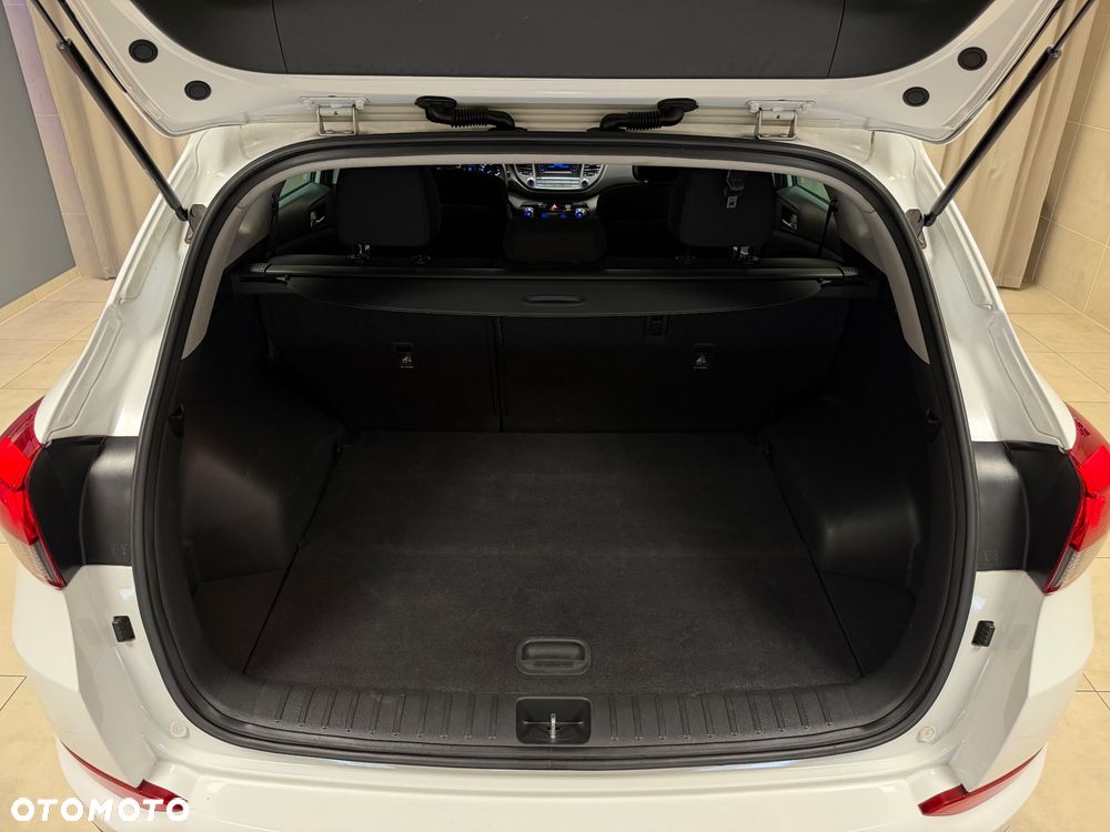 Hyundai Tucson 1.7 CRDI BlueDrive Comfort 2WD DCT - 24