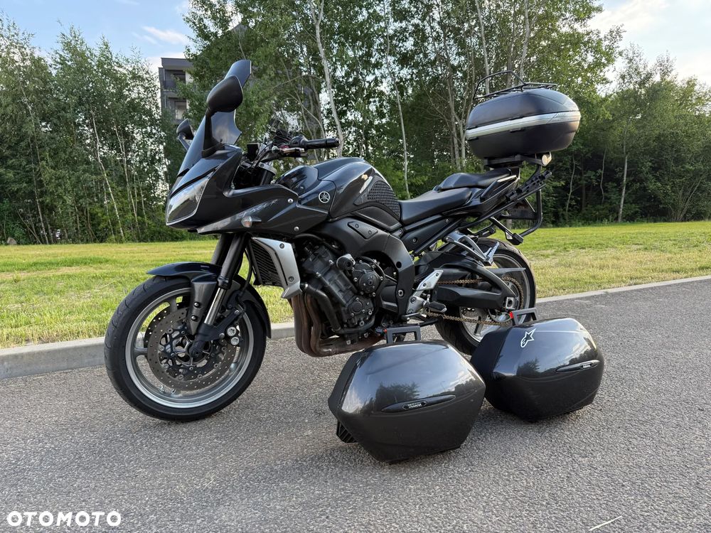 Yamaha FZ - 12