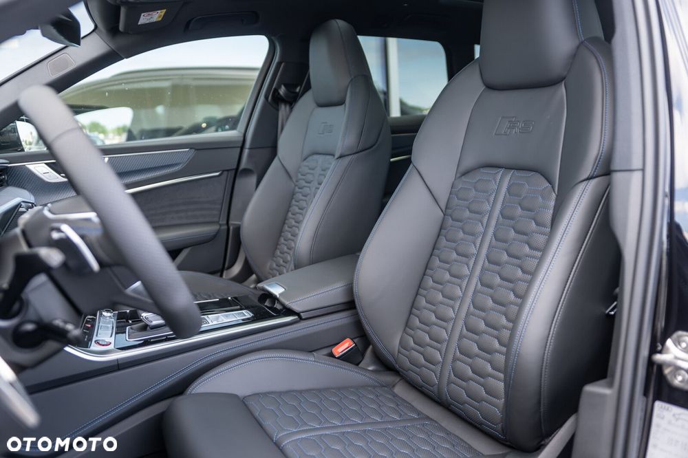 Audi RS6 Avant - 8
