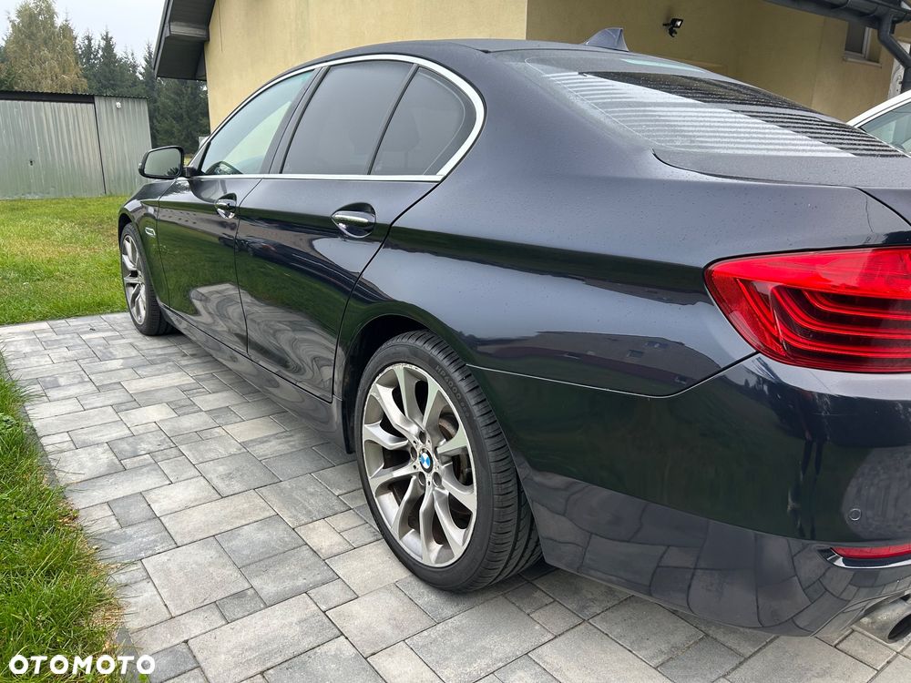 BMW Seria 5 535i xDrive Sport-Aut Luxury Line - 3