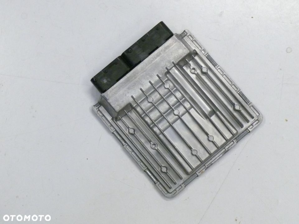 KOMPUTER STEROWNIK SILNIKA BMW E63 E64 630i 3.0 - 4
