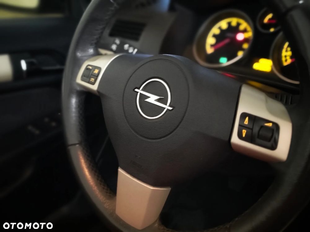 Opel Astra - 35