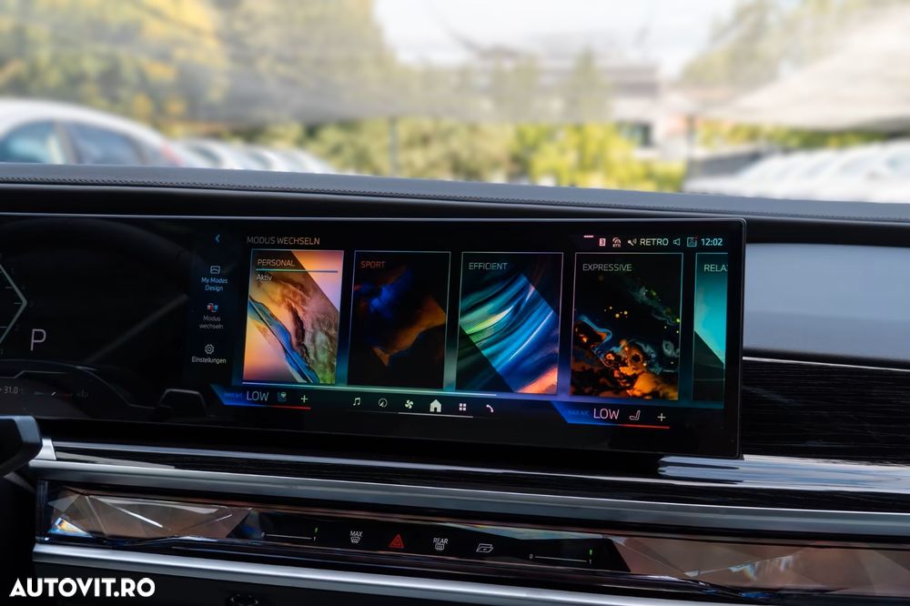 BMW Seria 7 740d xDrive - 25