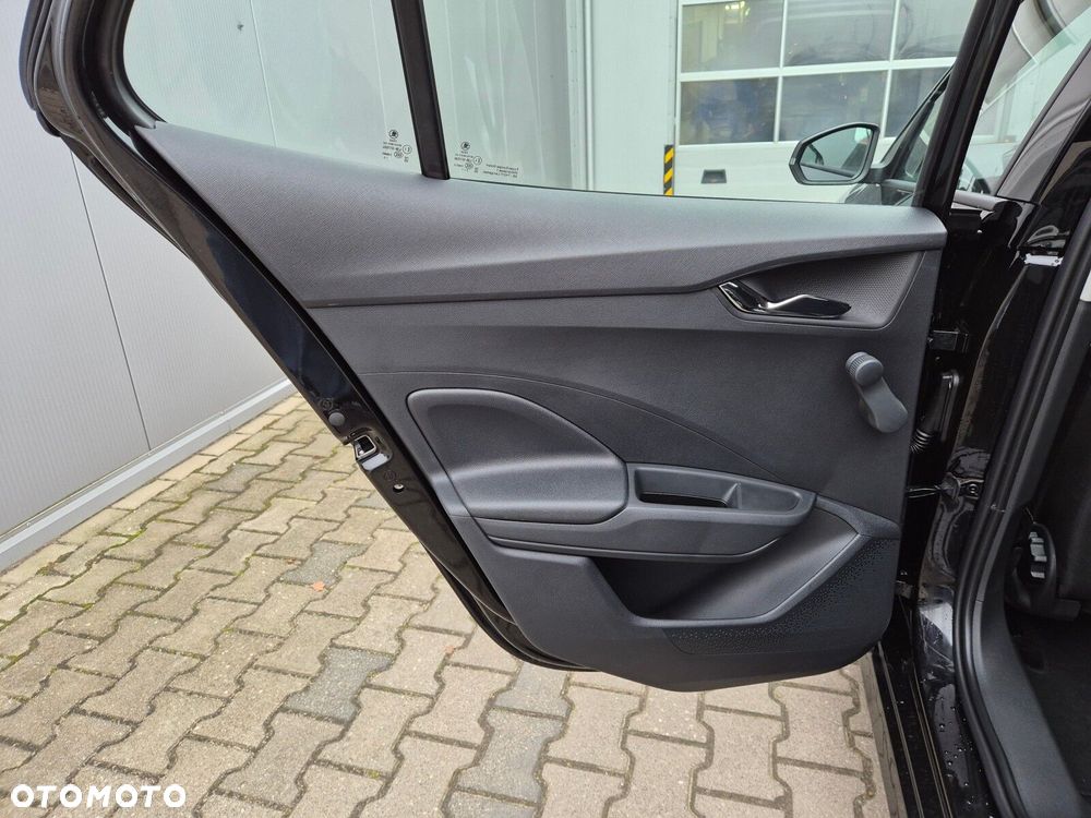 Skoda Fabia 1.0 Essence - 16