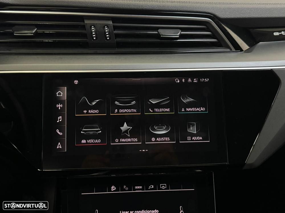 Audi e-tron 55 quattro Advanced - 43