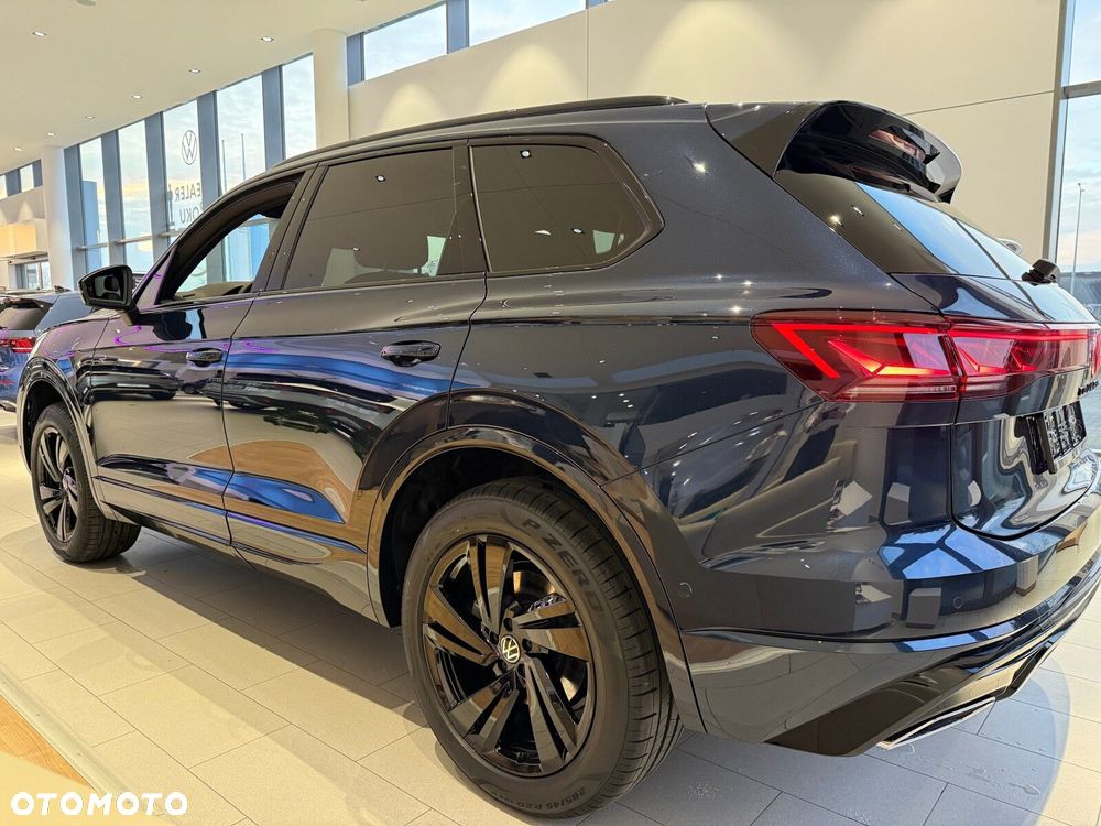 Volkswagen Touareg - 4