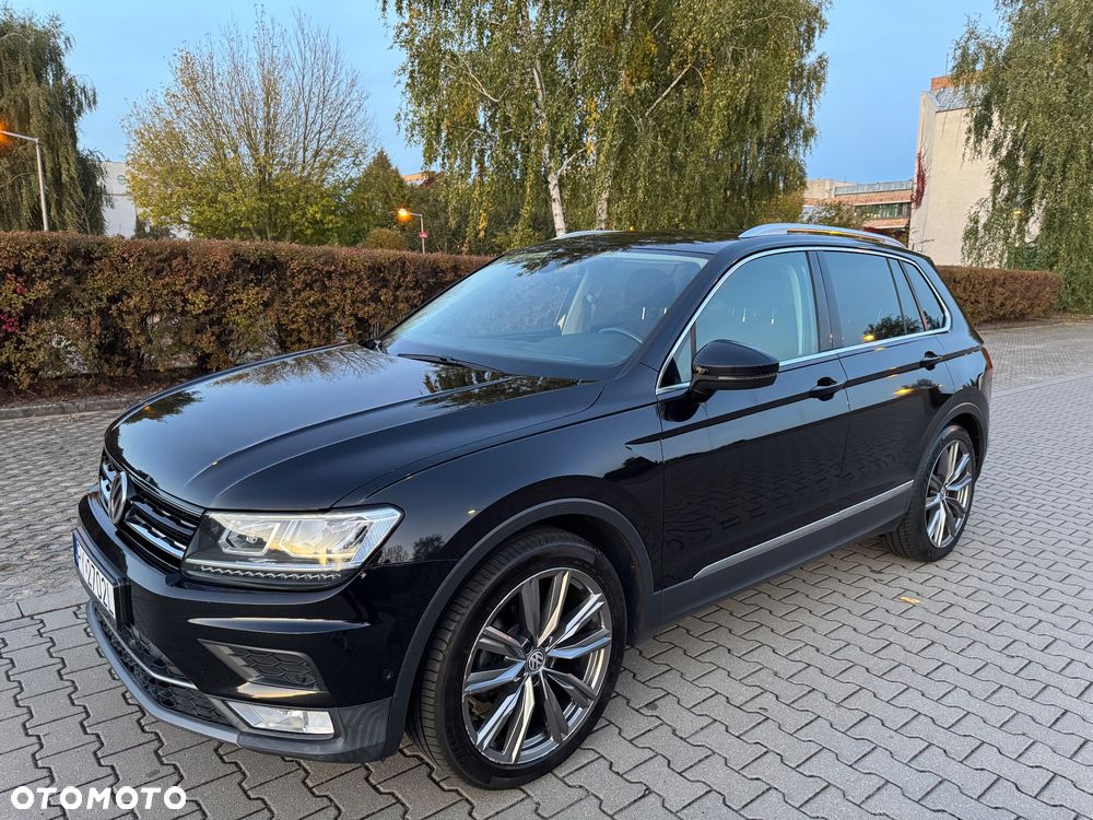 Volkswagen Tiguan - 1