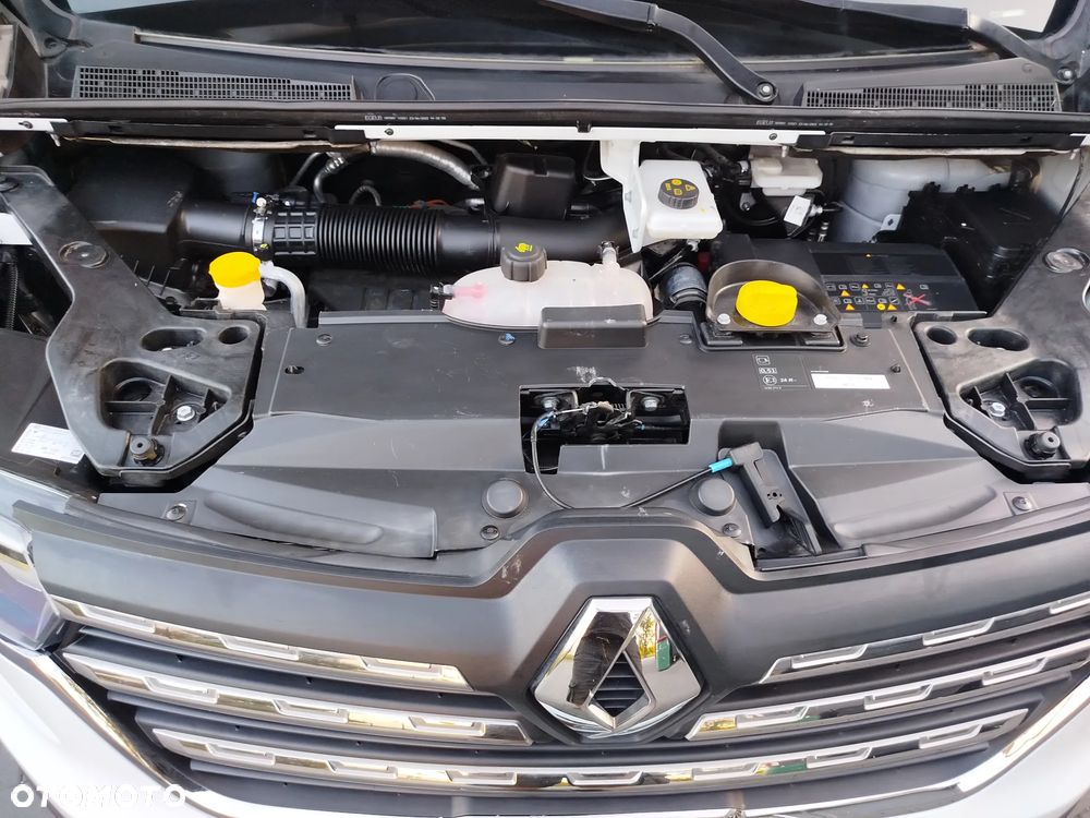 Renault Trafic - 15