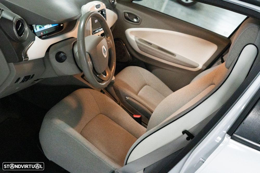 Renault Zoe (c/ Bateria) 41 kwh Intens - 17