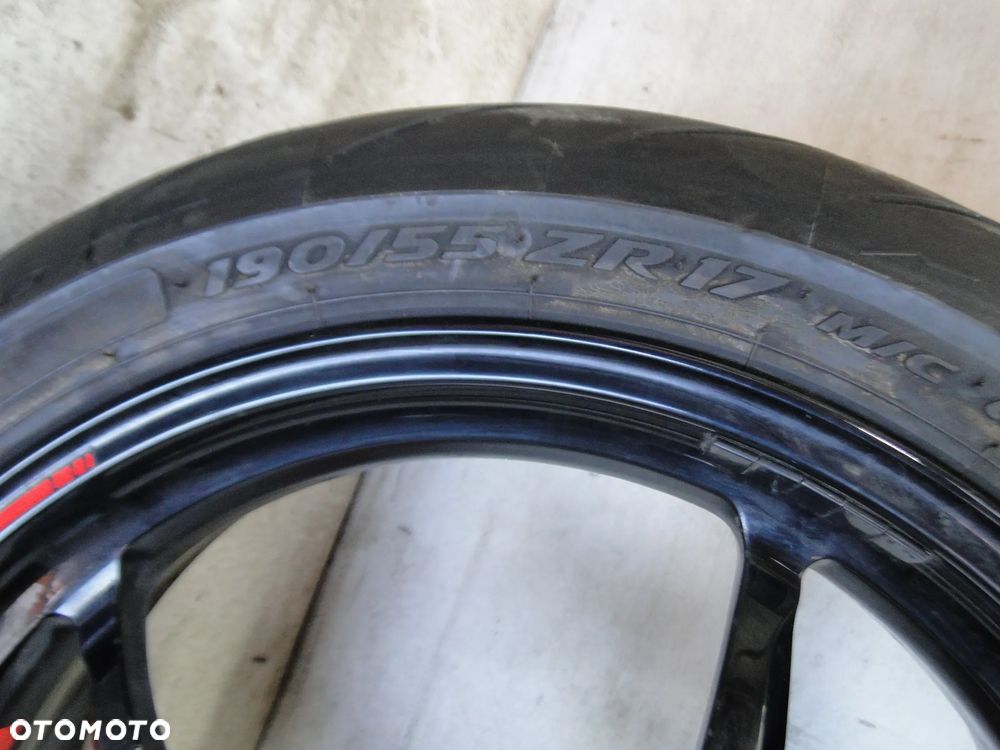 DUCATI MONSTER 1200S FELGA OPONA KOŁO TYŁ TYLNE 17x6.00 2017r - 12