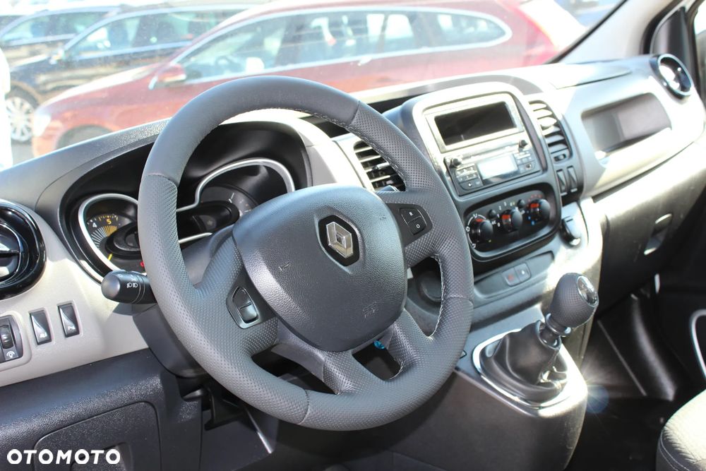 Renault TRAFIC - 16