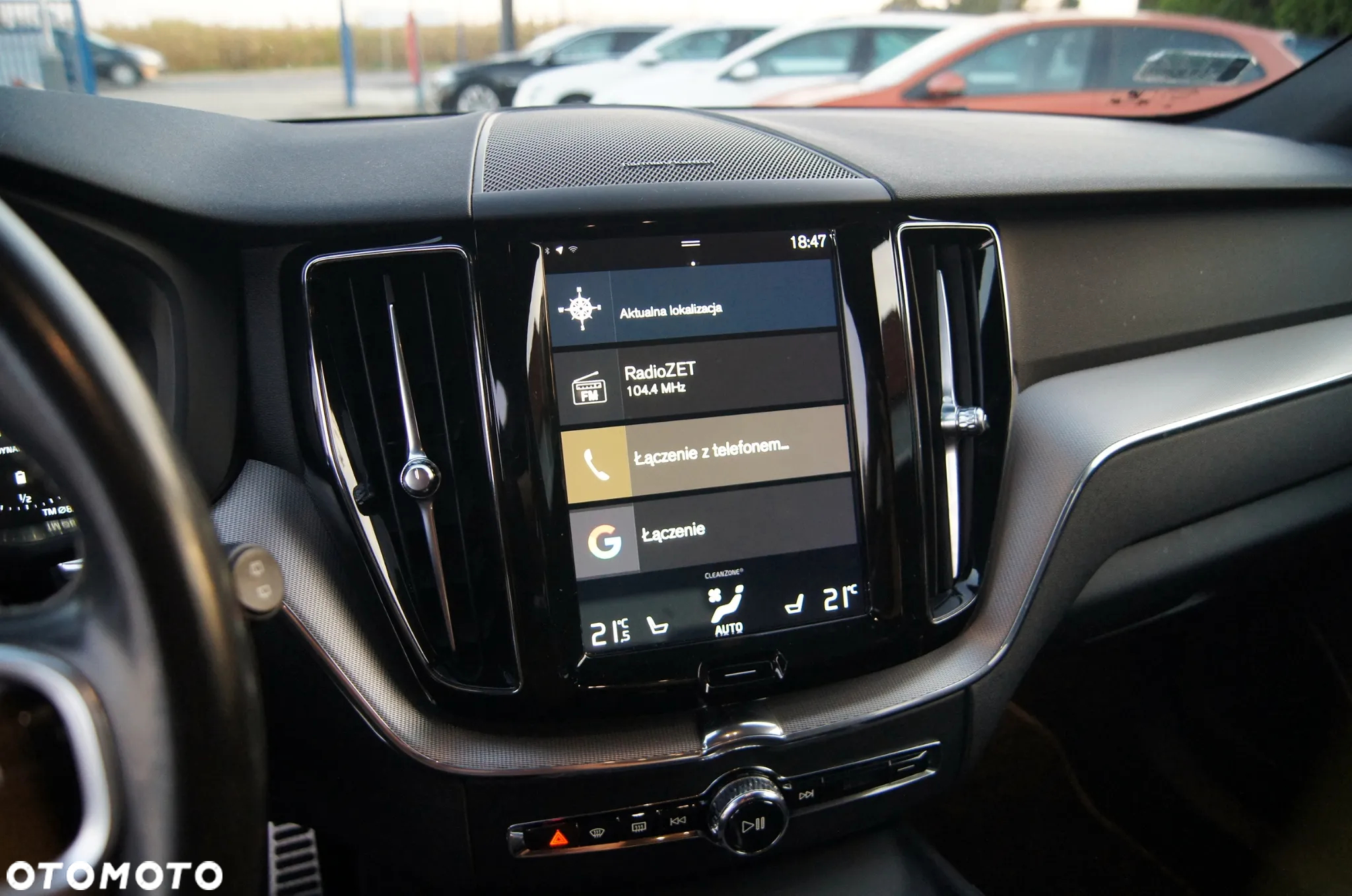 Volvo XC 60 B5 D AWD R-Design - 32