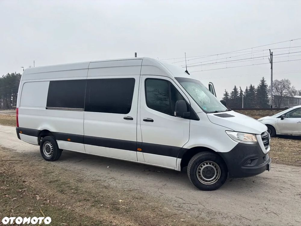 Mercedes-Benz Sprinter - 32