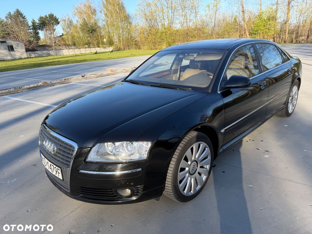 Audi A8 4.2 FSI L Quattro - 2